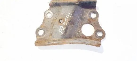 Toyota Avensis T270 Bracket in trunk/boot 