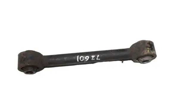 KIA Sportage Rear upper control arm/wishbone