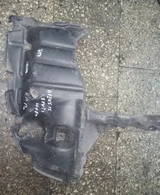 Toyota Avensis T220 Engine splash shield/under tray 51441