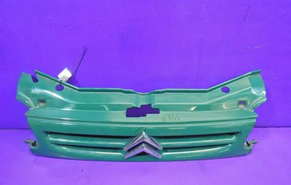 Citroen Berlingo Front bumper upper radiator grill 9635604880