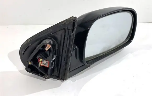 Hyundai Santa Fe Front door electric wing mirror 