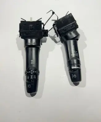 Mitsubishi L200 Wiper turn signal indicator stalk/switch E532016 17D706 E380013