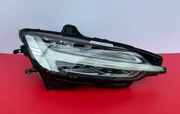 Volvo S60 Headlight/headlamp 32314149