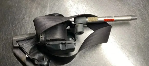 Volvo V70 Rear seatbelt 8686254 6003114