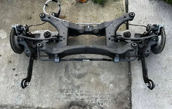 Ford Escape IV Rear axle beam 
