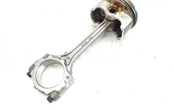 Suzuki Swift III Piston with connecting rod 81P67