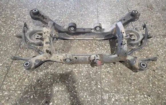 Volvo V60 Rear subframe 