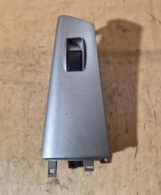 Toyota Corolla E120 E130 Electric window control switch 7423102280
