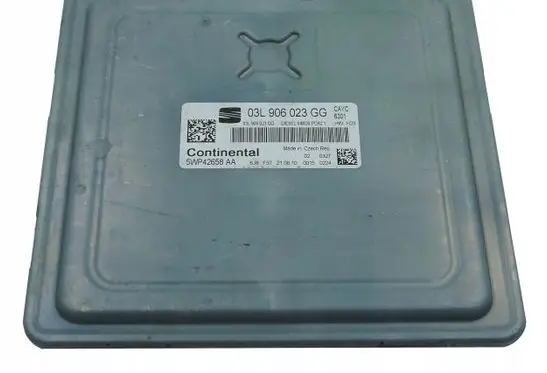 Seat Altea XL Engine control unit/module 03L906023GG 5WP42658AA