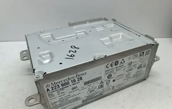 Radio/CD/DVD/GPS head unit