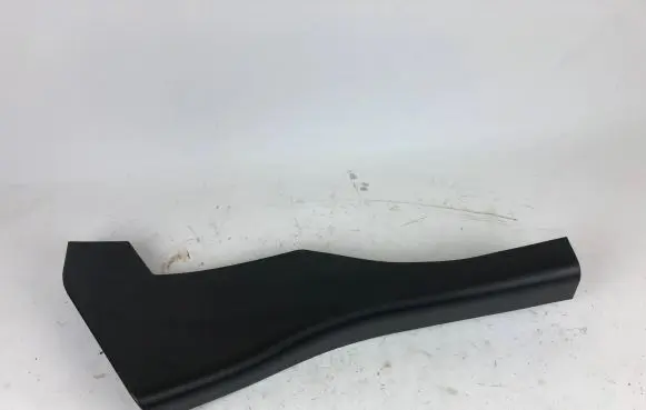 Maserati Ghibli (D) pillar trim (bottom) 670010905 22295 AAH24327