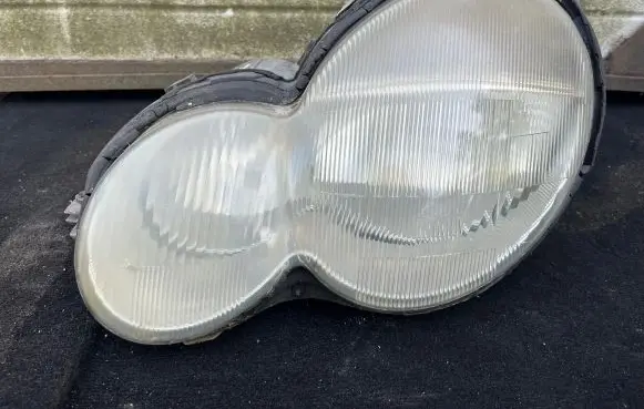 Mercedes-Benz C W203 Headlight/headlamp