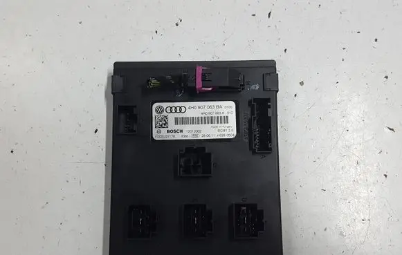 Audi A6 S6 C7 4G Comfort/convenience module 4H0907063BAXAUTOPX 4H0907063BA