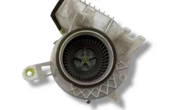 Toyota Prius (XW30) Hybrid/electric vehicle battery fan G923076010 1173004812
