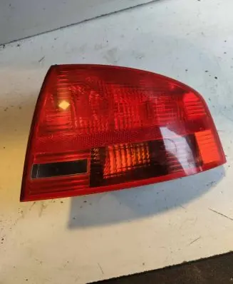 Audi A4 S4 B7 8E 8H Rear/tail lights 8e5945096