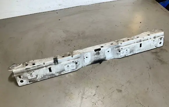 Opel Insignia A Top upper radiator support slam panel 