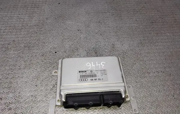 Audi A8 S8 D2 4D Engine control unit/module 4D0907551C 0261204235
