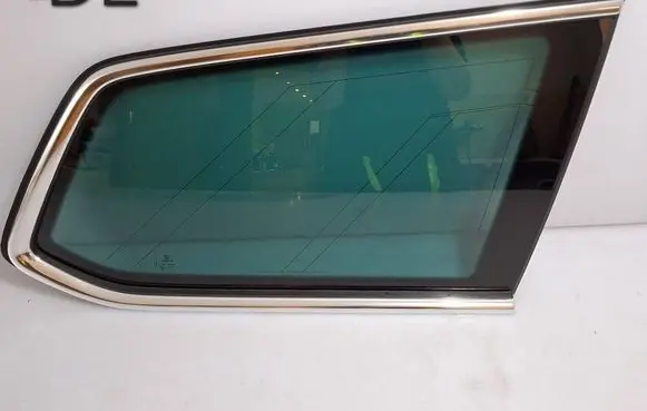 Volkswagen PASSAT B8 Rear side window 3G9845298CH 3G9845298