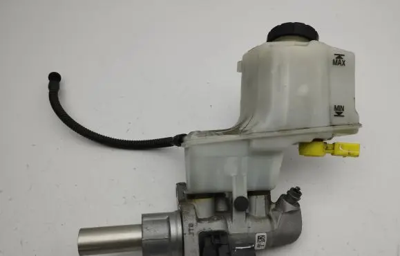 Audi Q3 F3 Master brake cylinder 5Q2611301H