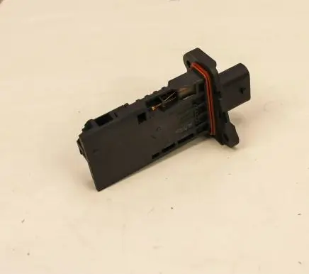 BMW 5 G30 G31 Mass air flow meter 0281006597
