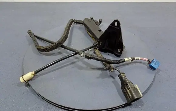 Chrysler Grand Voyager IV Rear door lock 4125512