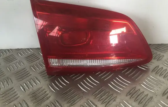 Volkswagen PASSAT B7 Tailgate rear/tail lights 3AF945093C 605621