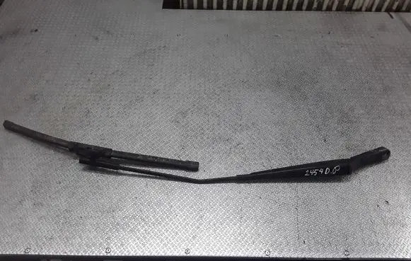 Volkswagen Jetta V Windshield/front glass wiper blade 