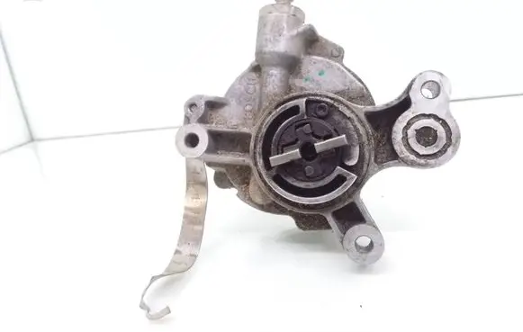 Vacuum pump