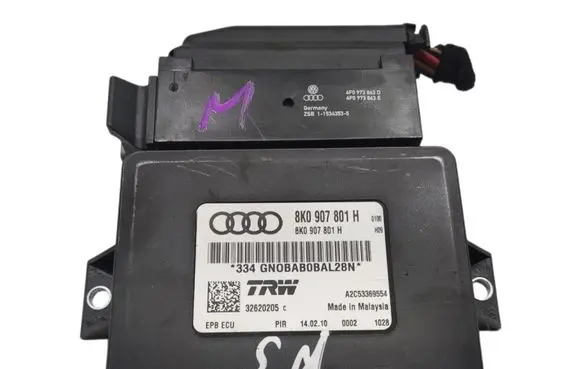 Audi A5 8T 8F Hand brake control module 8K0907801H