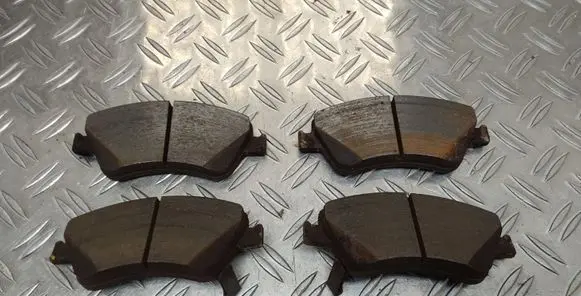 Toyota Auris 150 Brake pads (front) 
