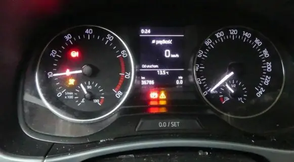 Speedometer (instrument cluster)