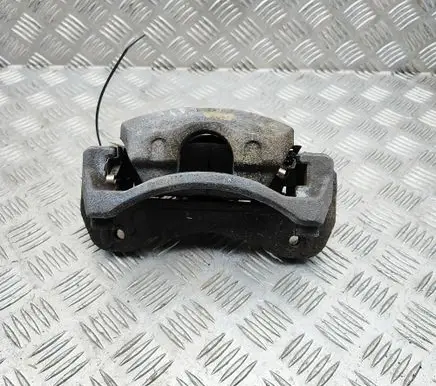 Mitsubishi L200 Front brake caliper 4605A201