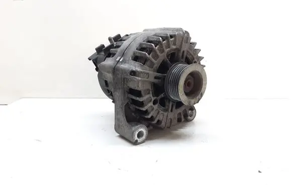 BMW 5 E60 E61 Generator/alternator 7802261