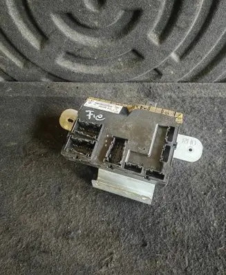 Ford Fiesta Comfort/convenience module 8V5115K600EG