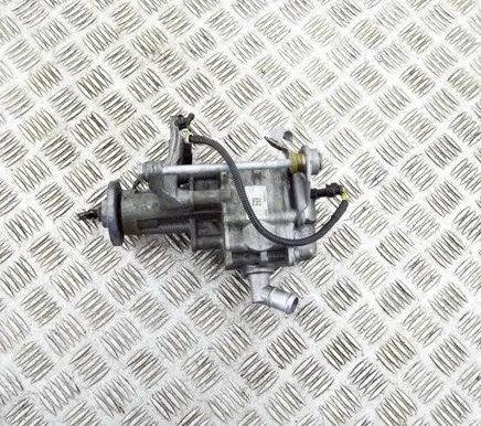 BMW 5 F10 F11 Power steering pump 6867159 2115369