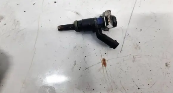 Mercedes-Benz A W169 Fuel injector A0000789023