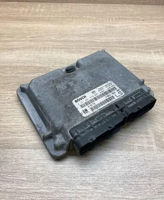Opel Astra H Engine control unit/module ECU 90589736 0281001670 Used