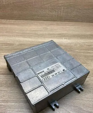 Audi A4 S4 B5 8D Engine control unit/module ECU 8D0907557C 0261203938