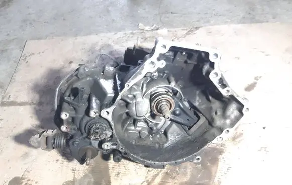 Mazda Premacy Manual 5 speed gearbox G562K2