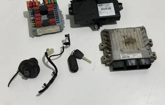 Citroen Jumper Engine ECU kit and lock set 9676721380 9691551980 S180129101J