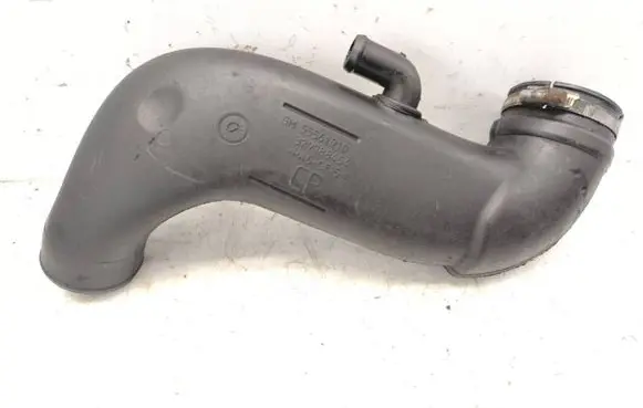 Opel Zafira B Intercooler hose/pipe 55561910 329788454