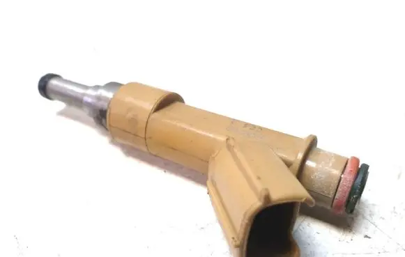 Toyota RAV 4 (XA40) Fuel injector 2325037010
