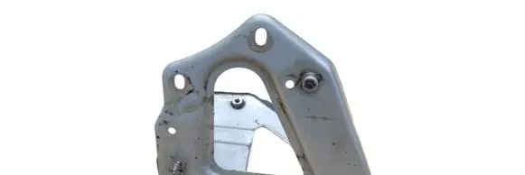 Audi A6 S6 C6 4F Fender mounting bracket 4F0821135