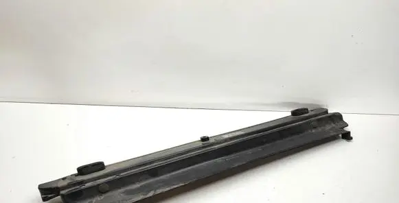BMW 5 E60 E61 Radiator mount bracket 7787830 7805597