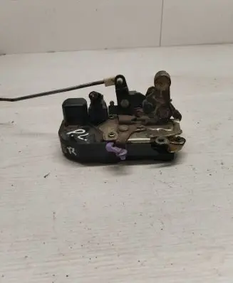 Chrysler PT Cruiser Front door lock
