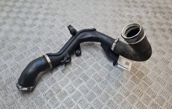 Volkswagen PASSAT B6 Intercooler hose/pipe 5N0145770A ZSB 1K0145762EL