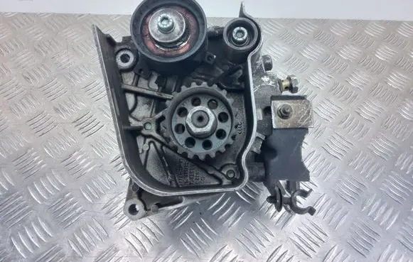 Audi A8 S8 D3 4E Fuel injection high pressure pump 0445010082