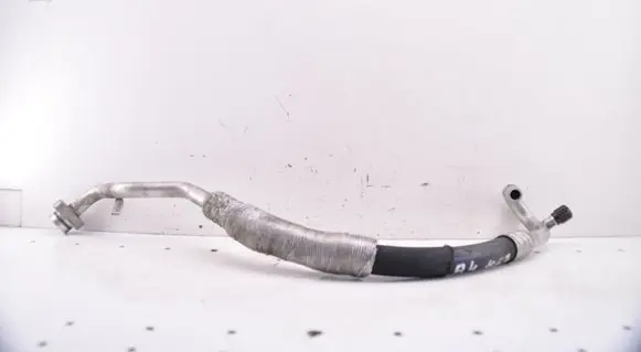 Audi A4 S4 B8 8K Air conditioning (A/C) pipe/hose 8T0260707A