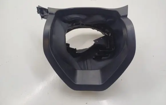 Mercedes-Benz GLS X166 Steering wheel column trim A1666806907