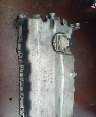 Volkswagen Touran I Oil sump 038103603AG